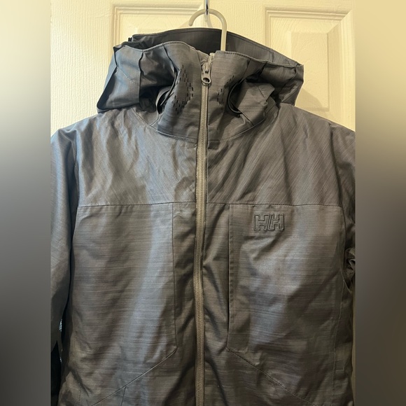 Helly Hansen Women’s Charcoal Ski/Snowboard Jacket - Picture 2 of 10